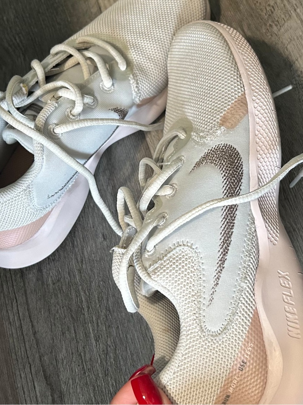 Nike Women’s Sneakers White/Beige – Size 7.5 US / 38.5 EU – CI9964-003